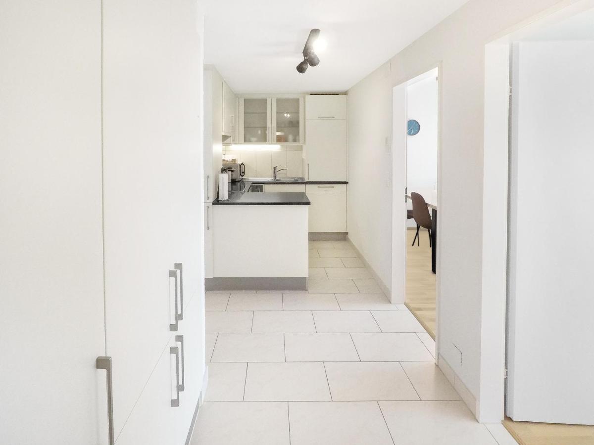 Ariser - Zug Lake View Business Apartment Buitenkant foto